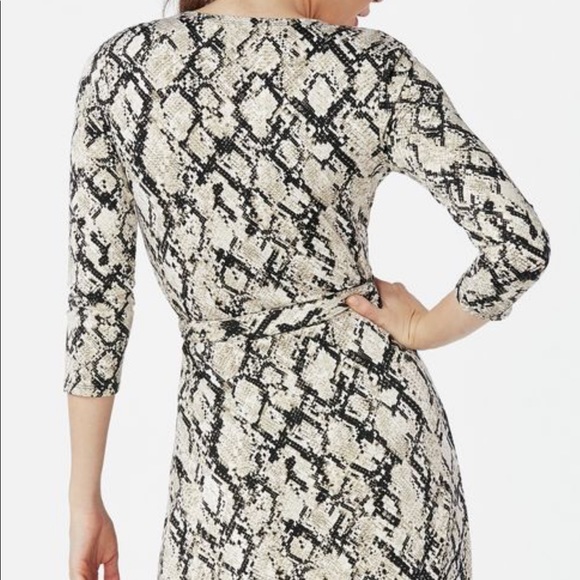 JustFab Soft Snakeskin Print Wrap Dress Size XXL (16-18) - Picture 2 of 14